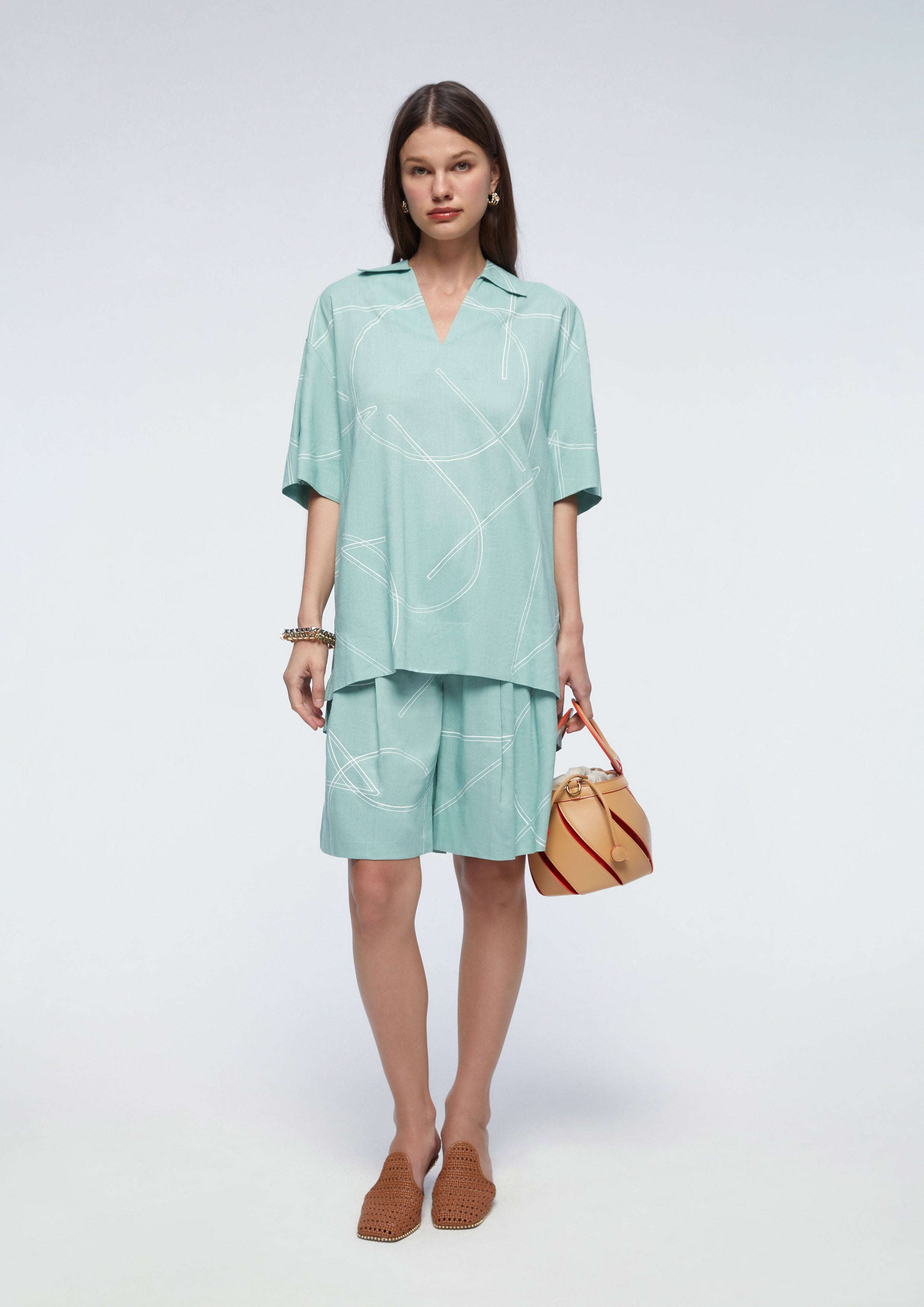 Loose Fit Short Sleeve Shirt