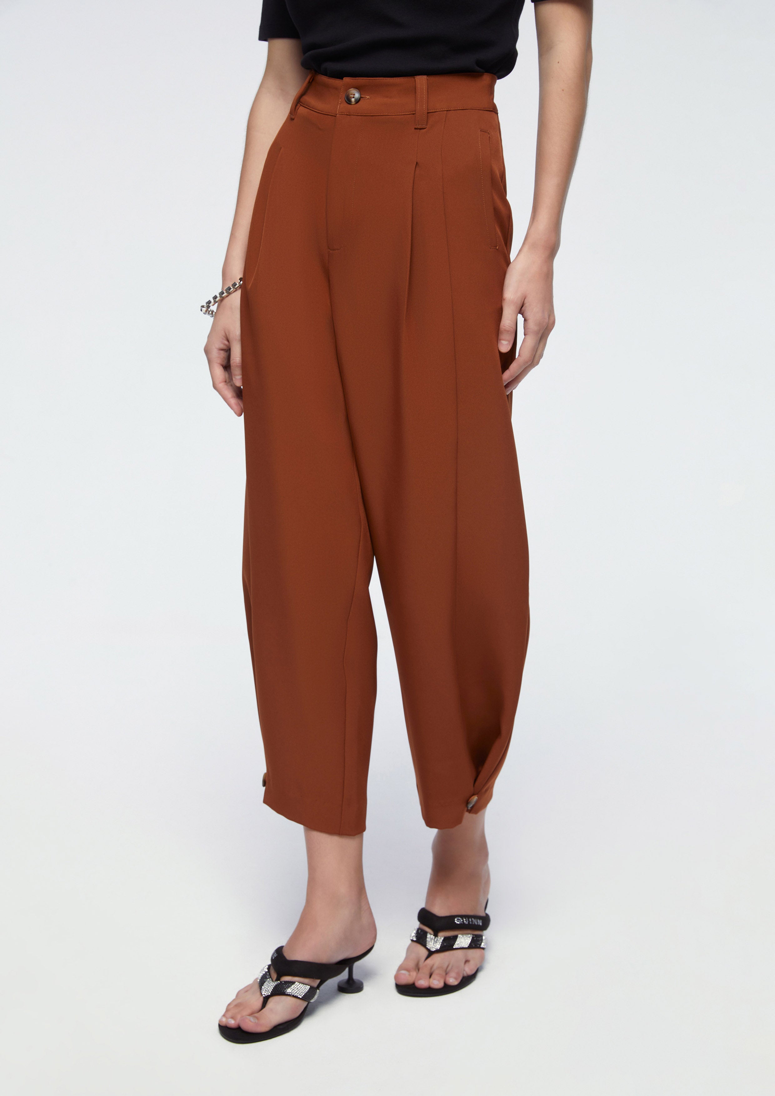 Pleated Wide Leg Pants