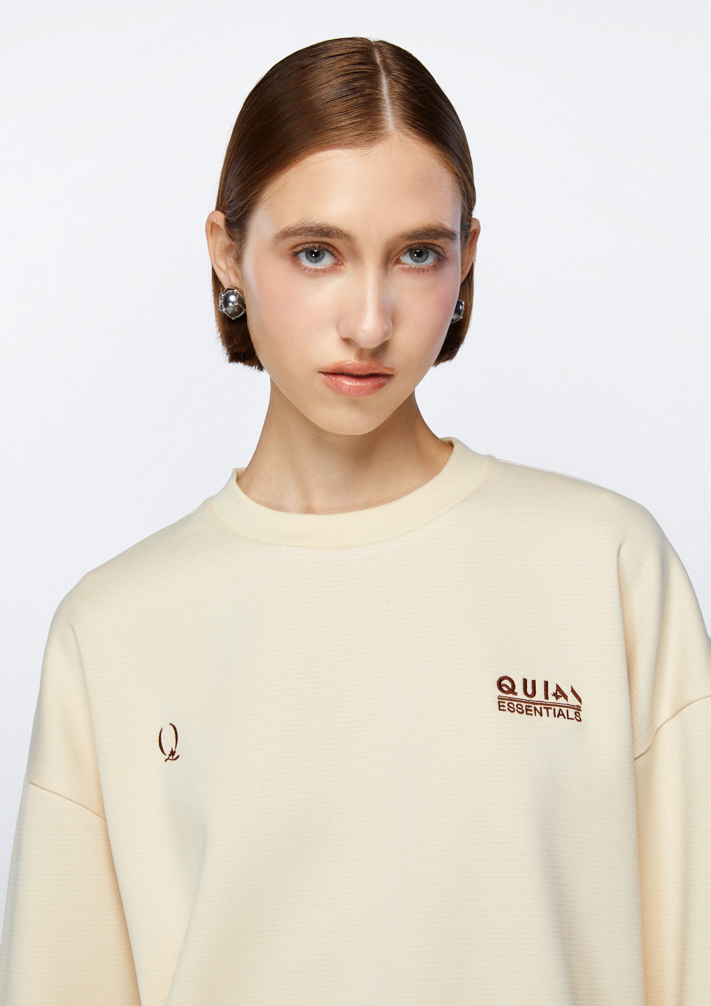 เสื้อพลูโอเวอร์แขนยาวปักโลโก้