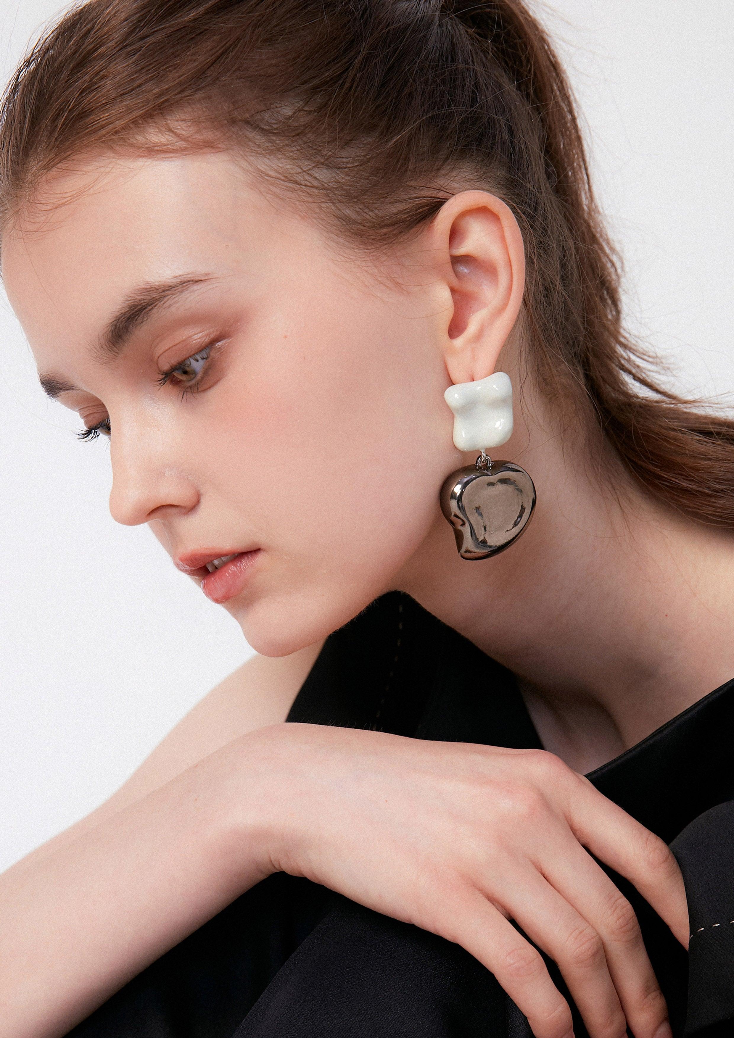 Freevoy Earrings - QuinnOfficial Store