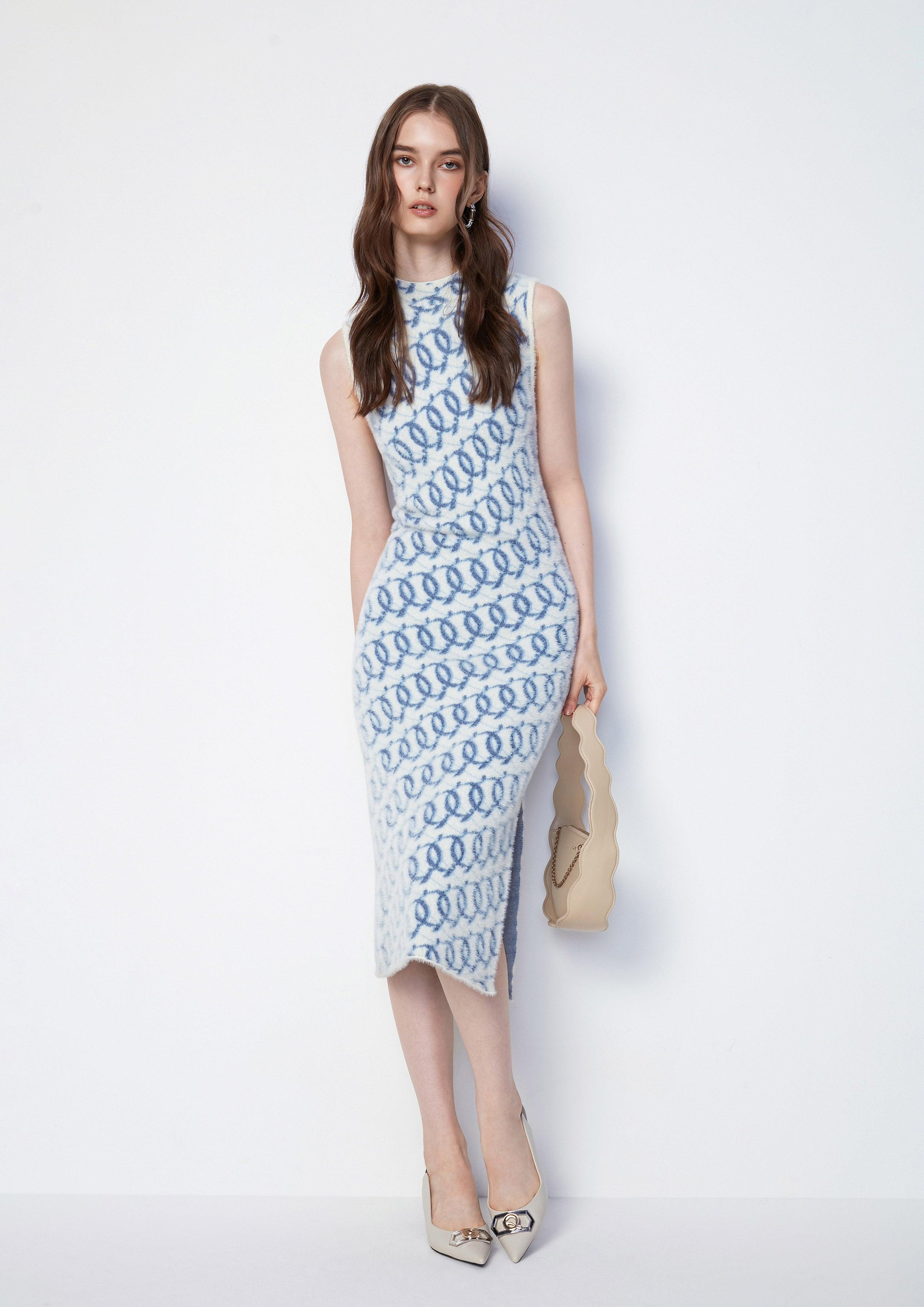 Poetic Chaos Monogram Print Sleeveless Dress - QuinnOfficial Store