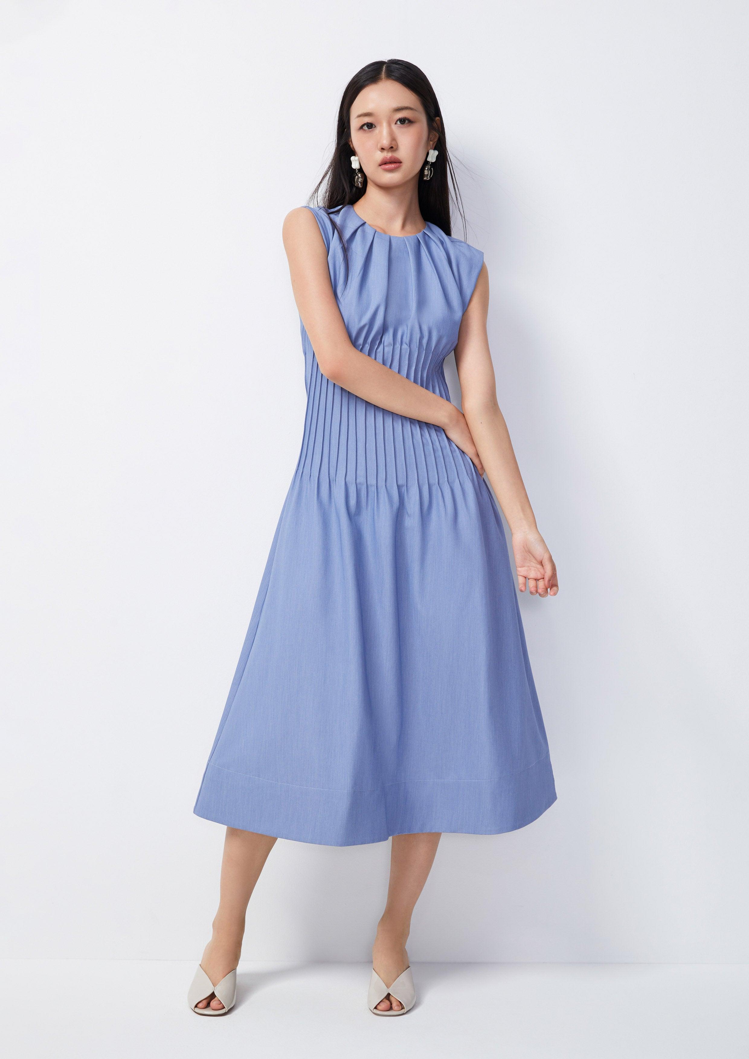 Pleated Elegance Midi Dress - QuinnOfficial Store