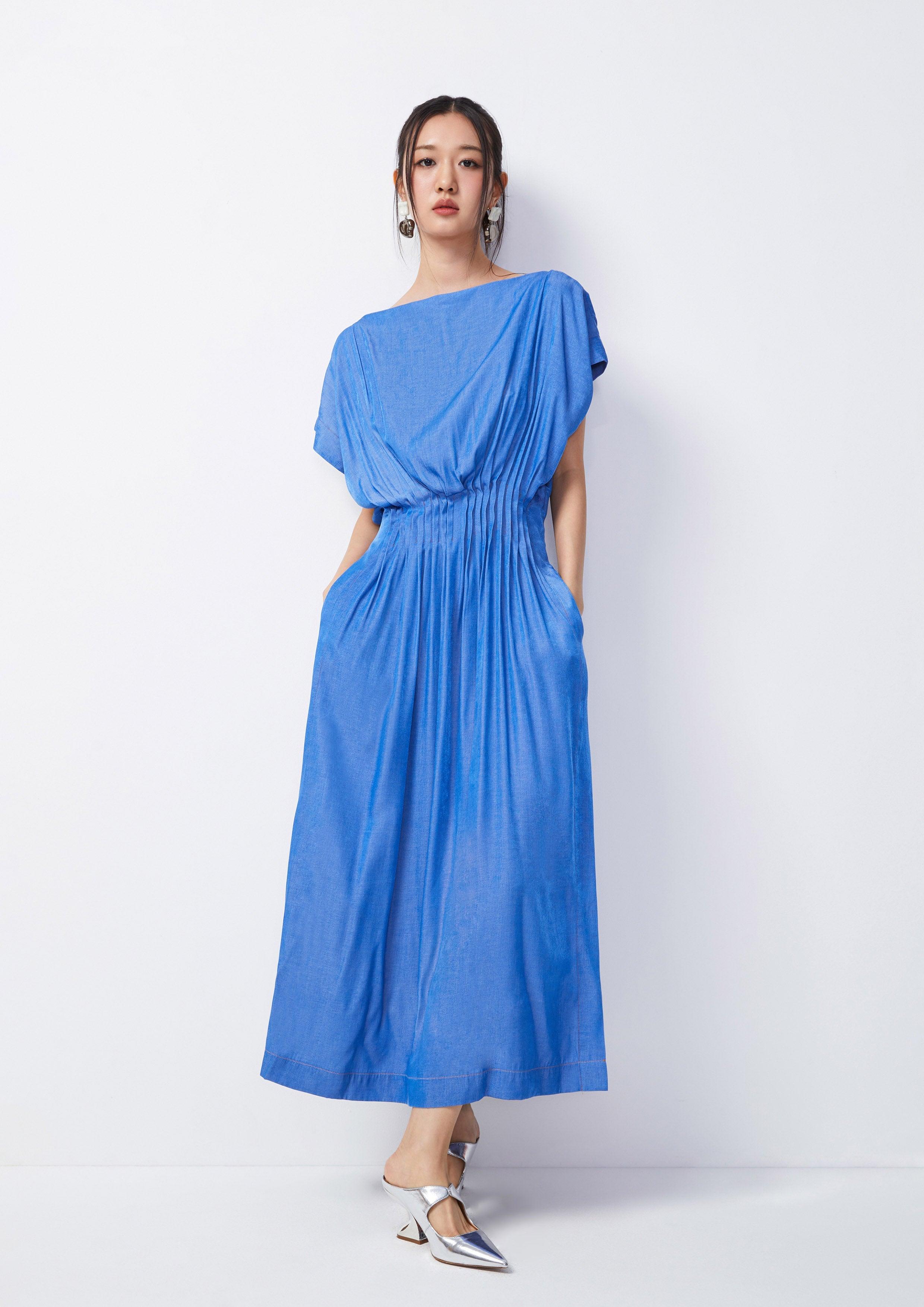 Pleated Plain Maxi Dress - QuinnOfficial Store