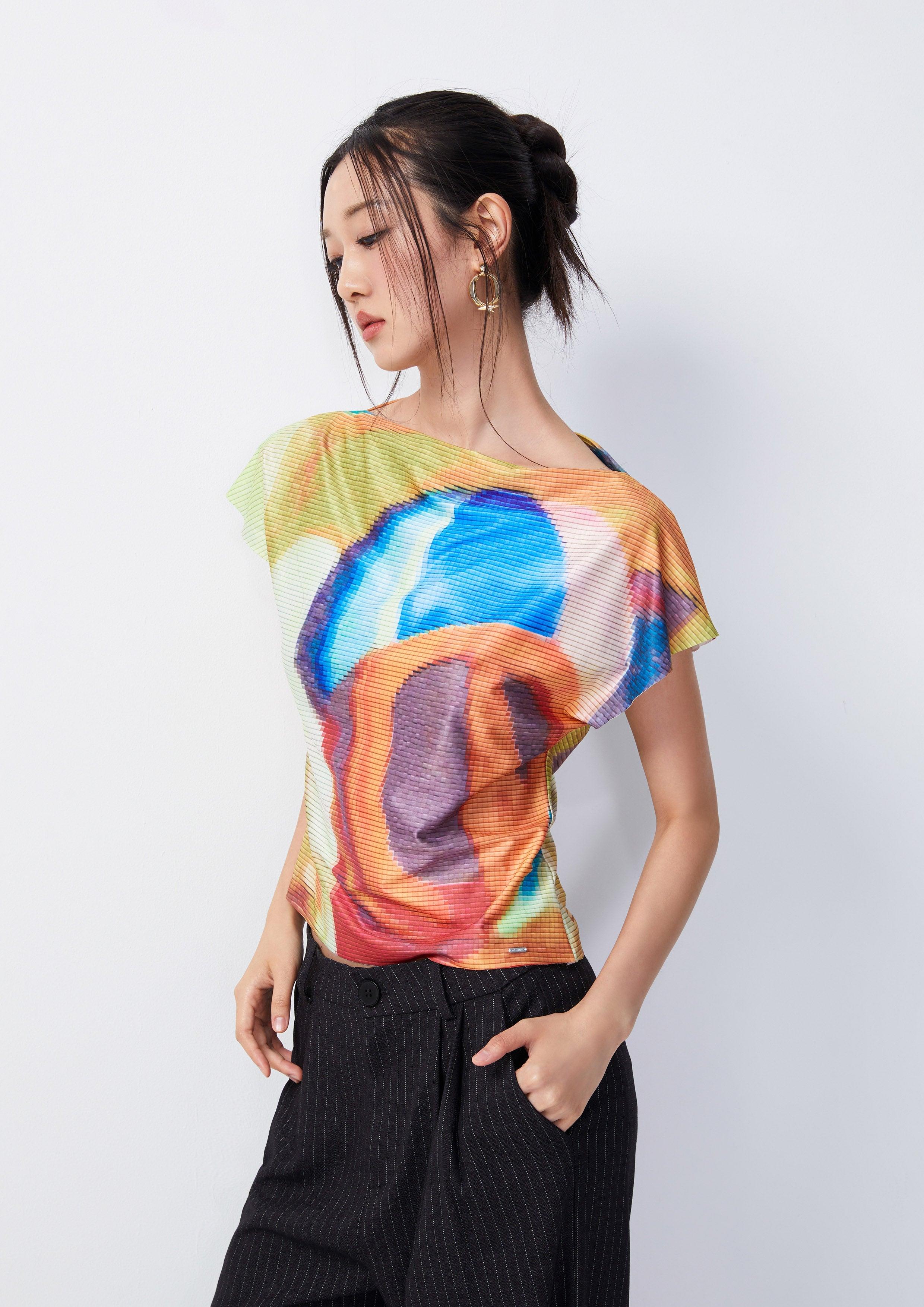 Fluid Hologram Printed Tee - QuinnOfficial Store