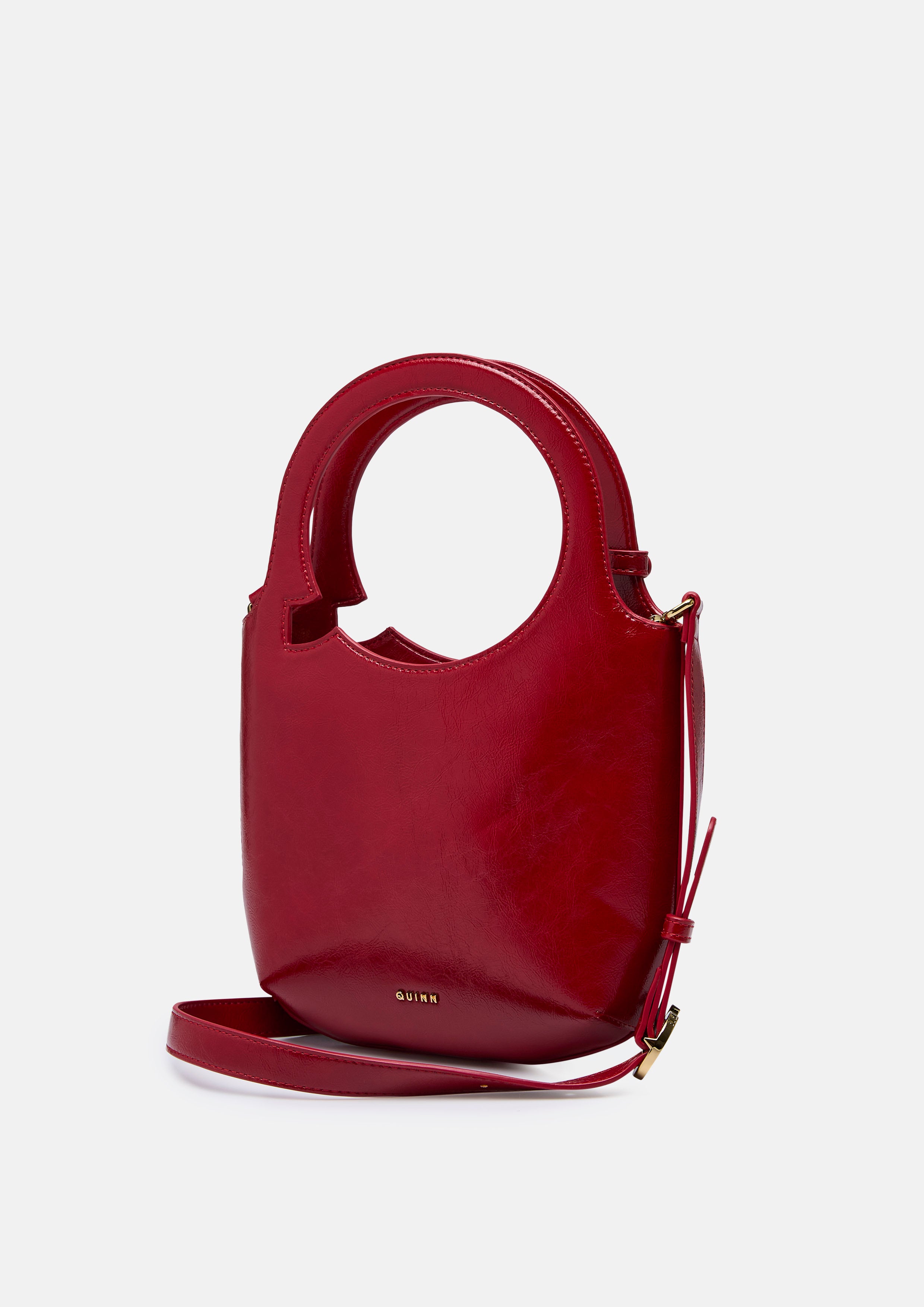 Q Halo Ring Top Handle Bag