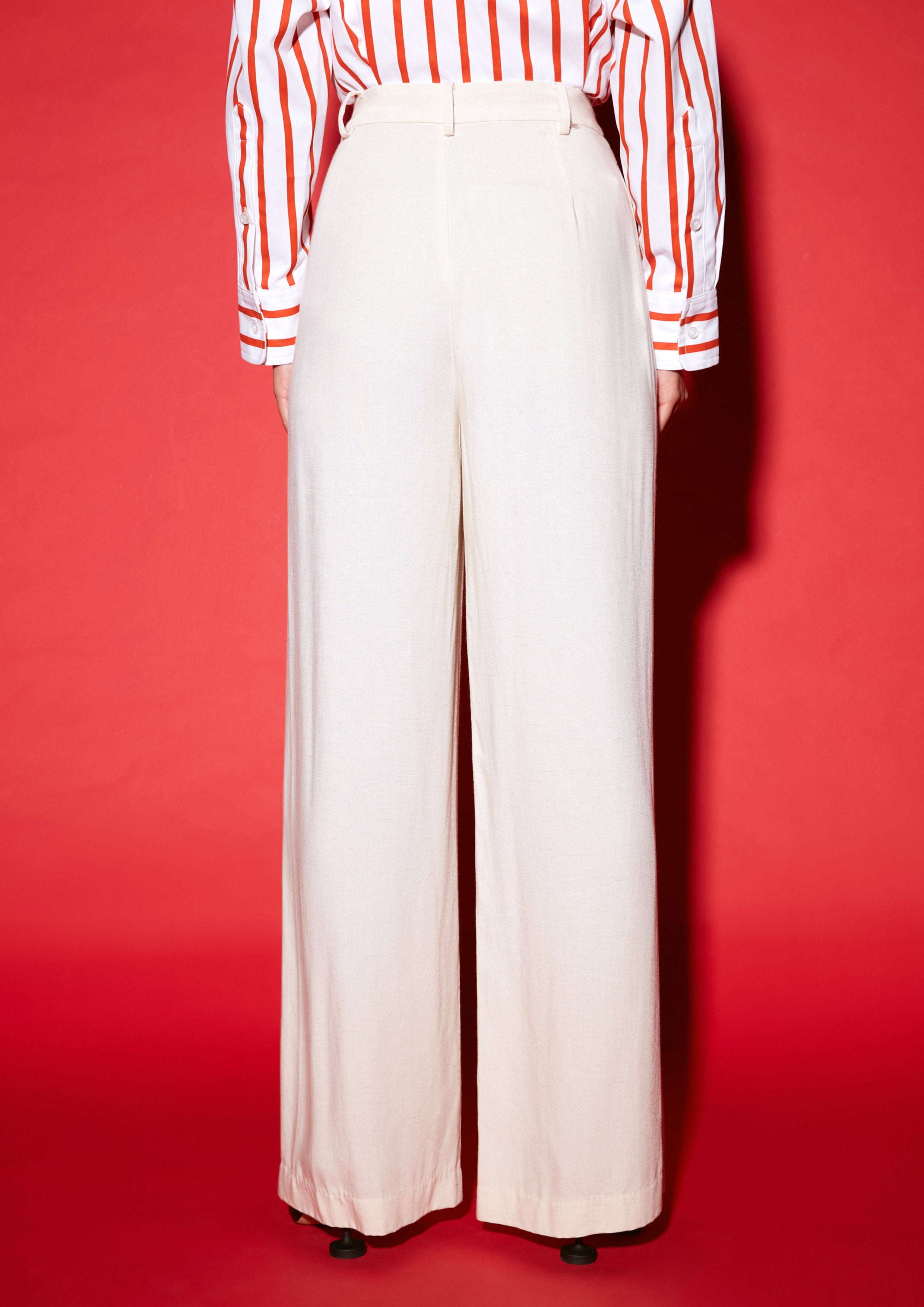 Pleated Wide-Leg Trousers