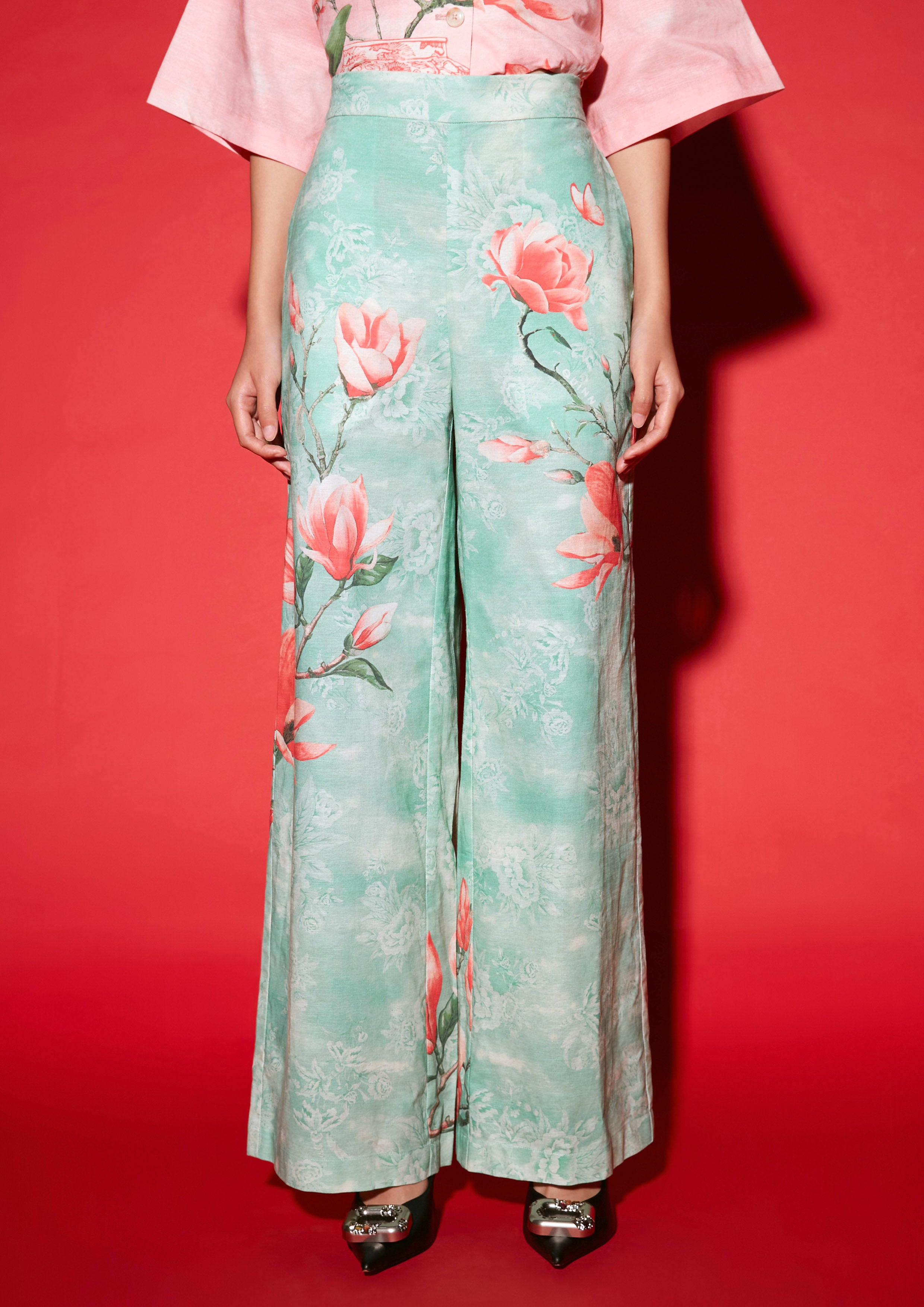 Porcelain and Botanical Charm Print Wide Leg Trousers