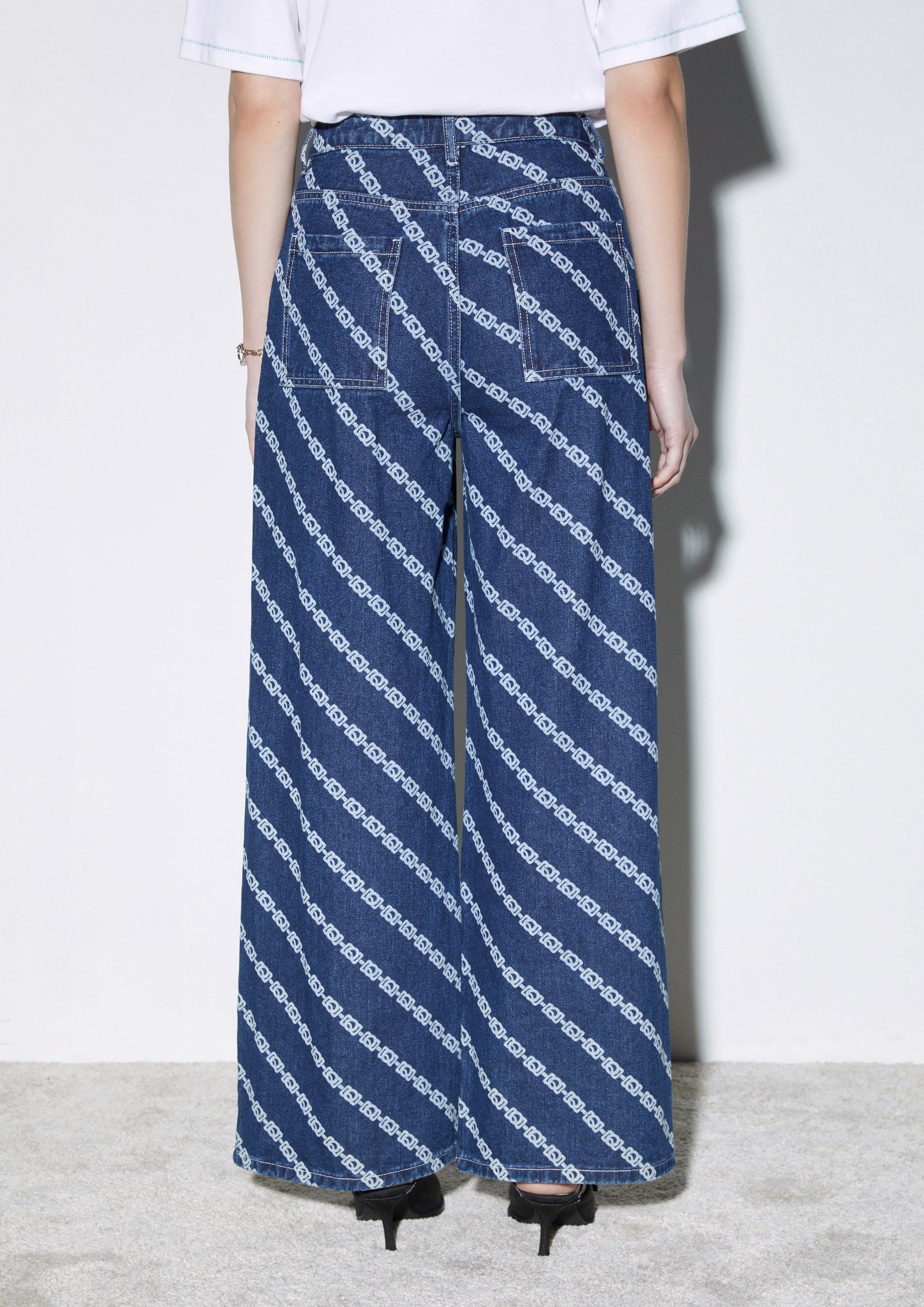 Quinn Chain Print Wide-Leg Jeans