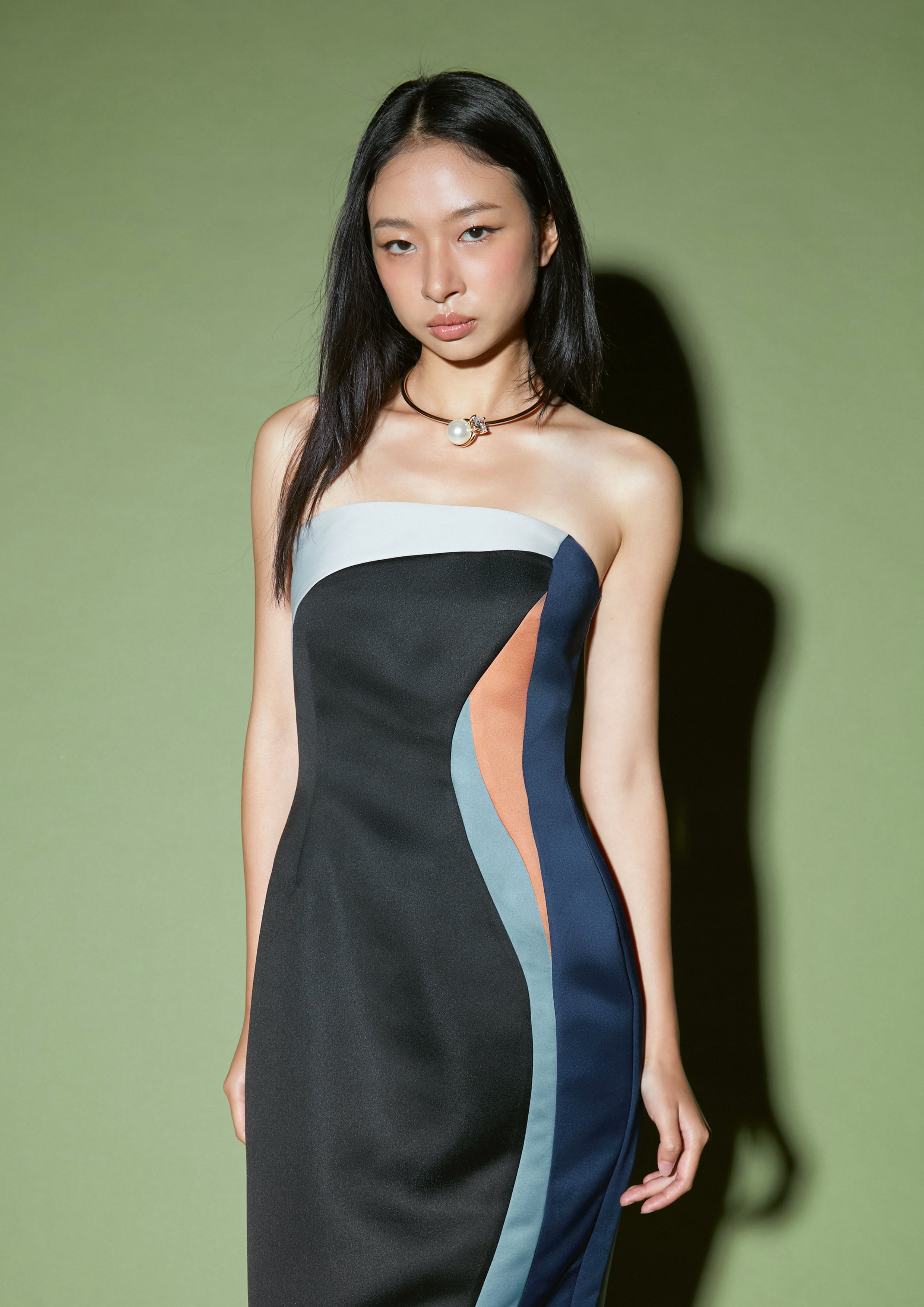 Color Block Curve Panel Dress