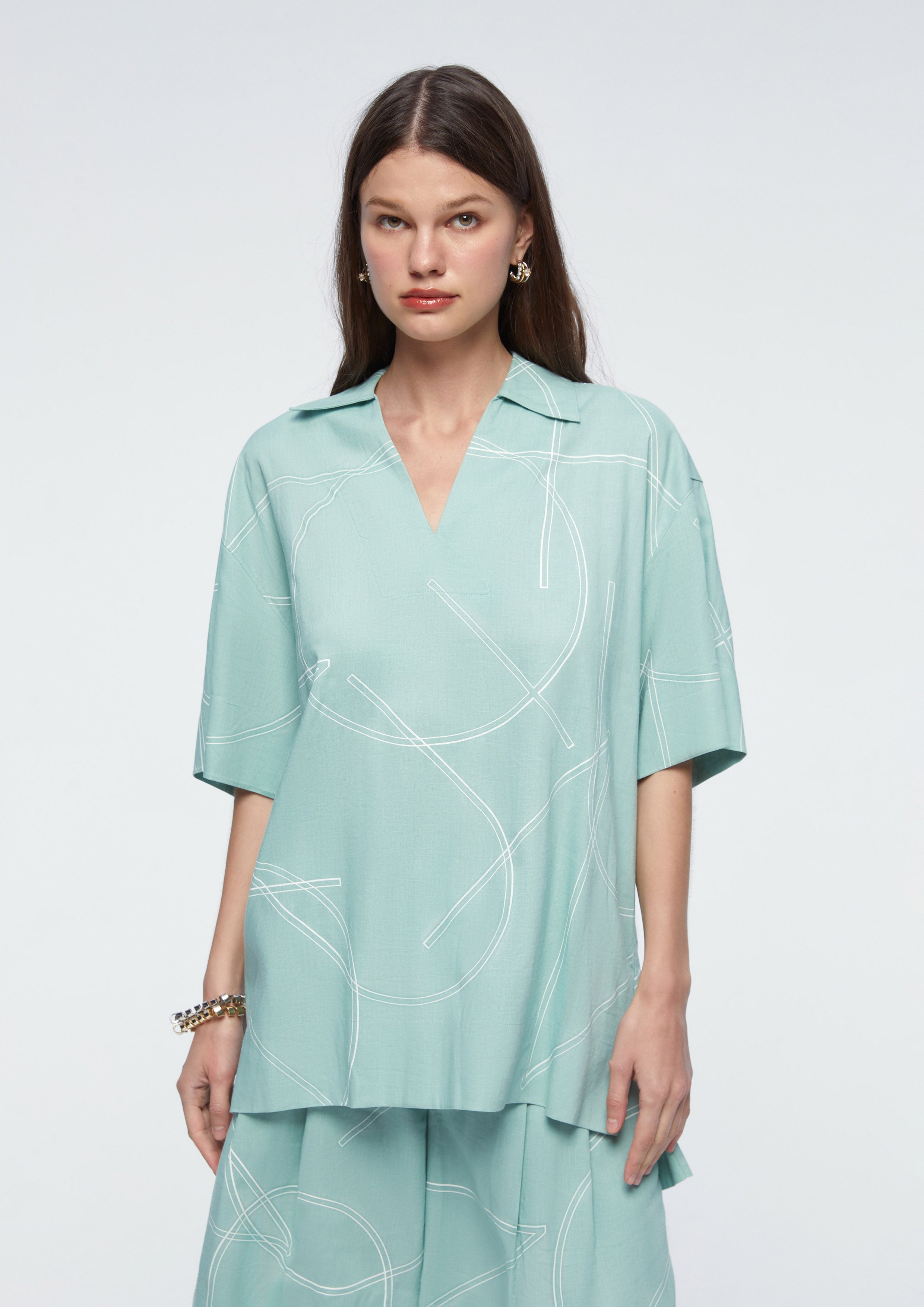 Loose Fit Short Sleeve Shirt