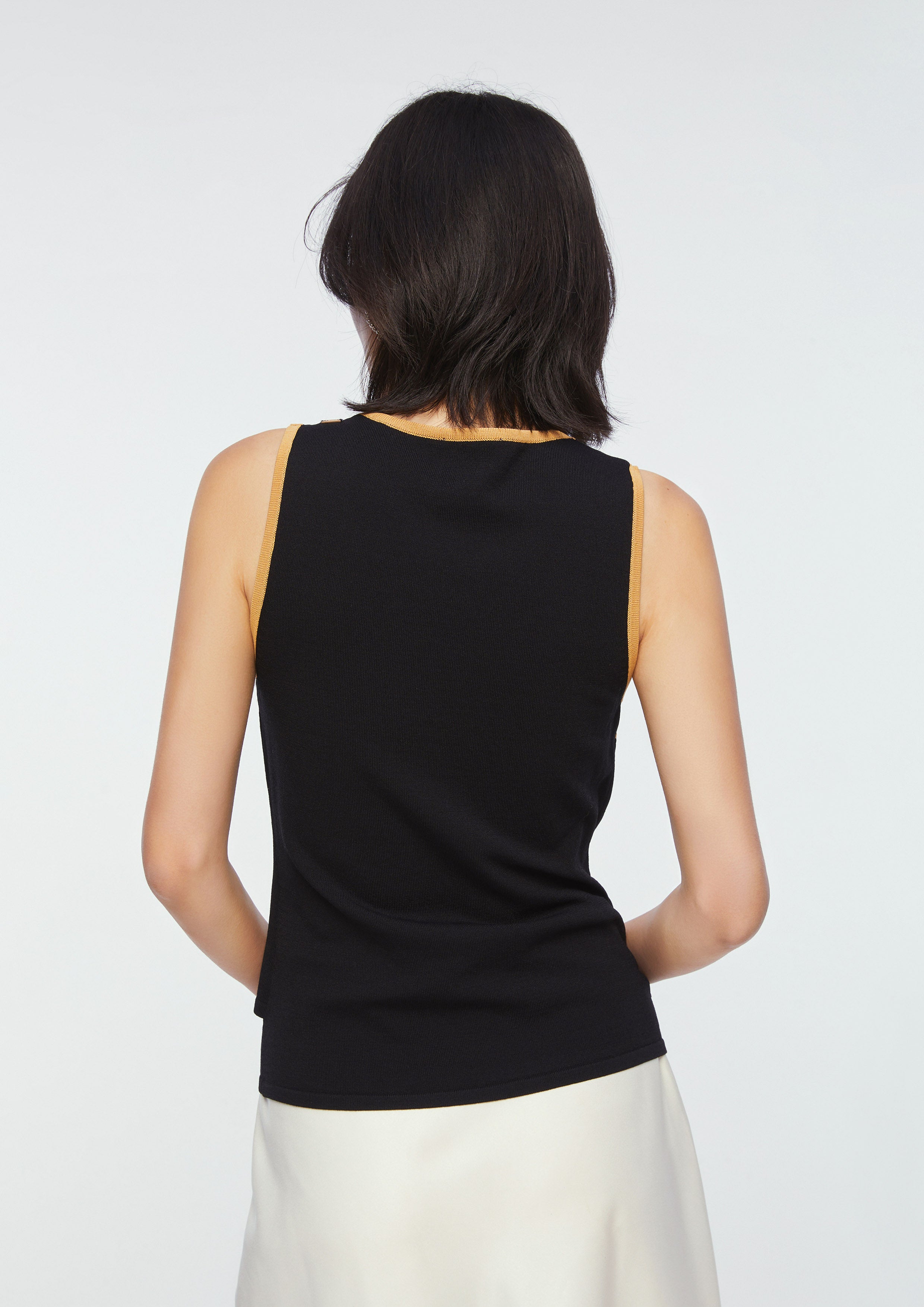 เสื้อกล้ามเลเยอร์