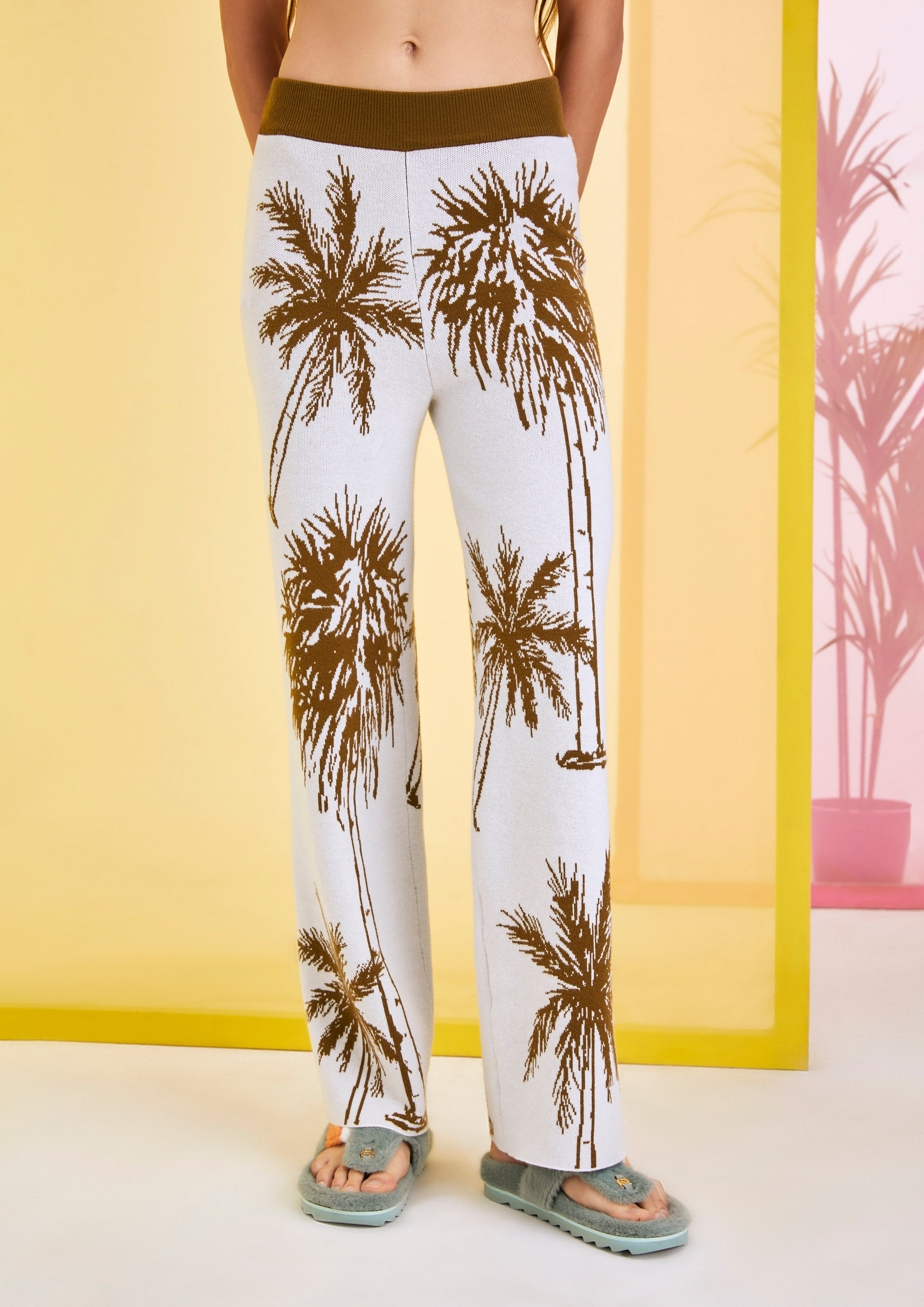 Palm Heaven Wide-Leg Pants